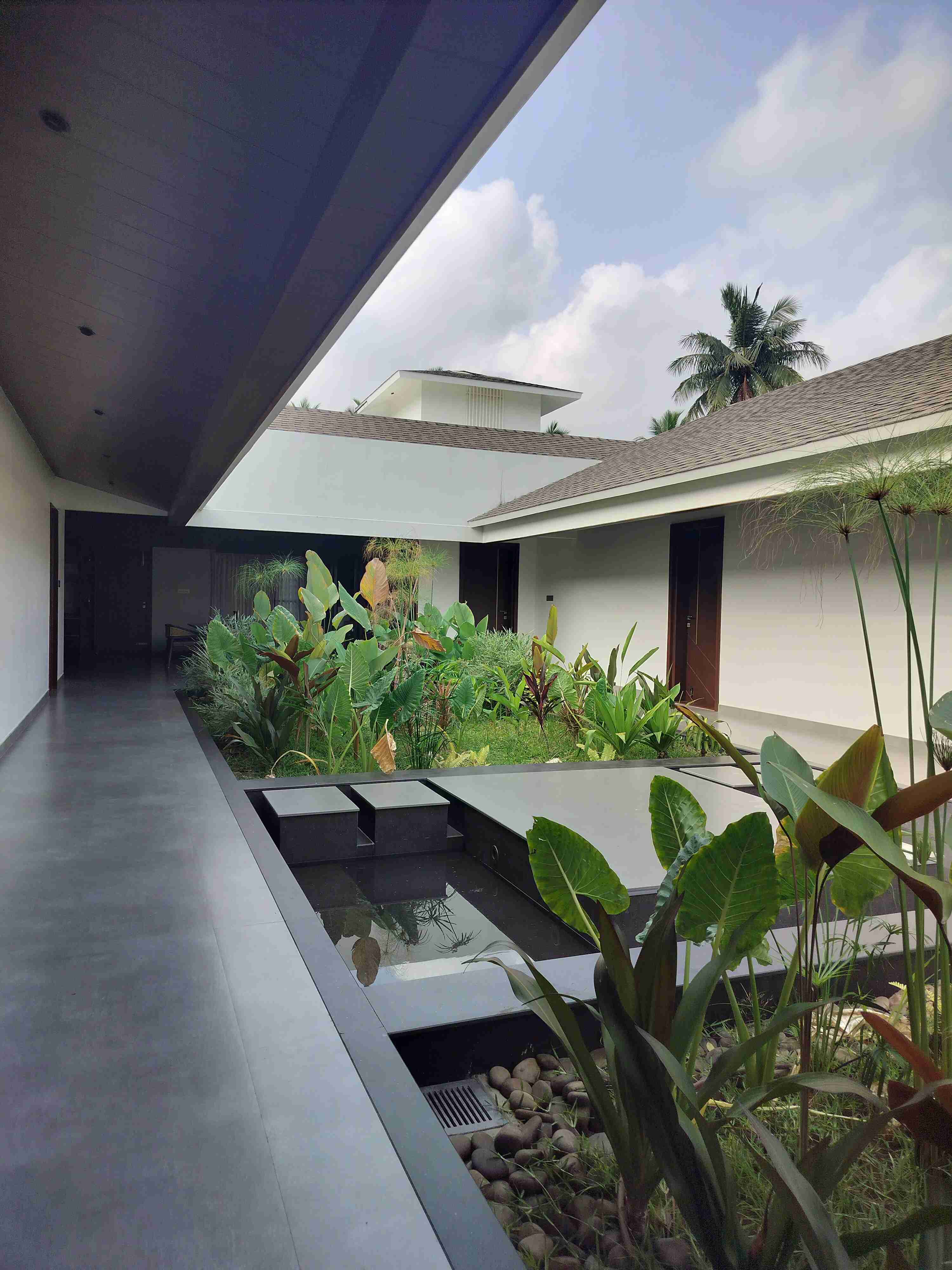 Kudil — view 3
